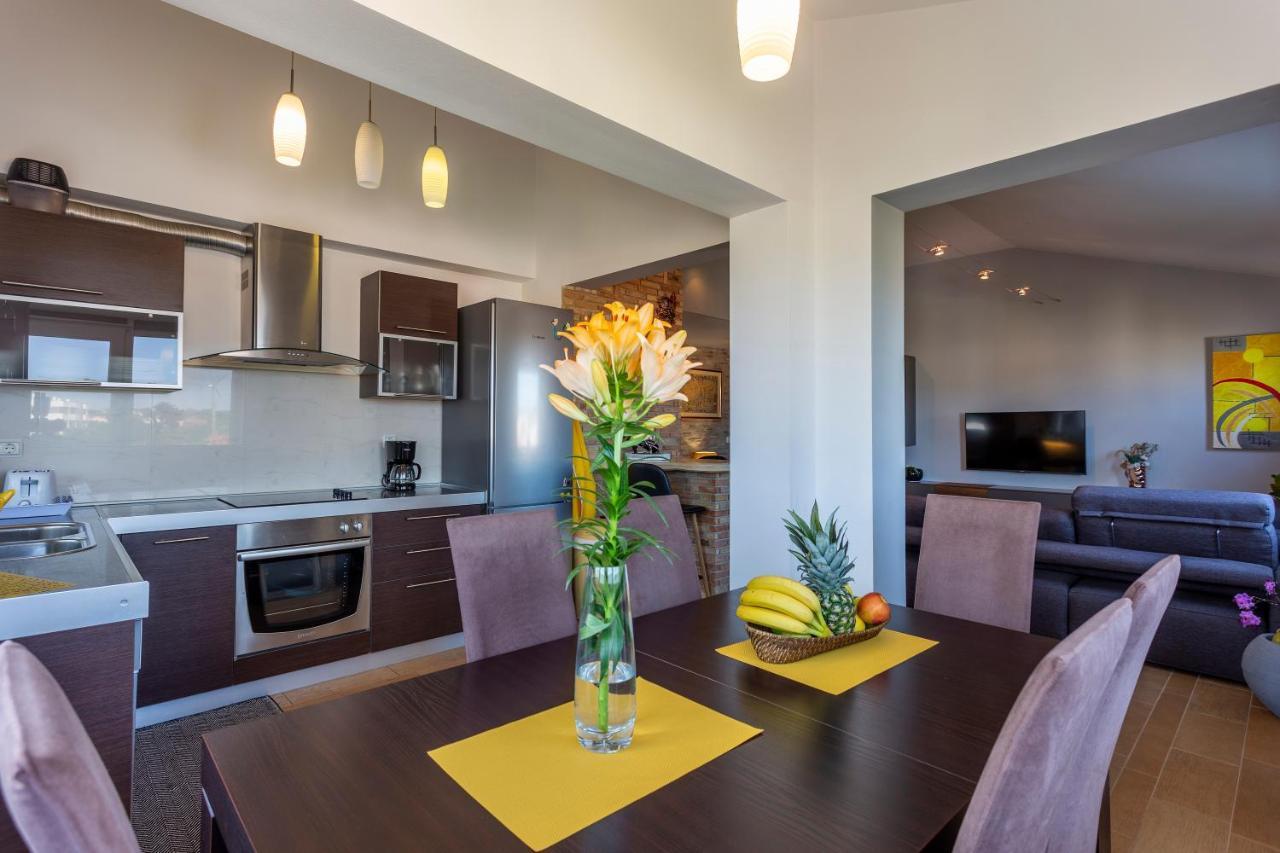 Apartman Ember PUY Exterior foto